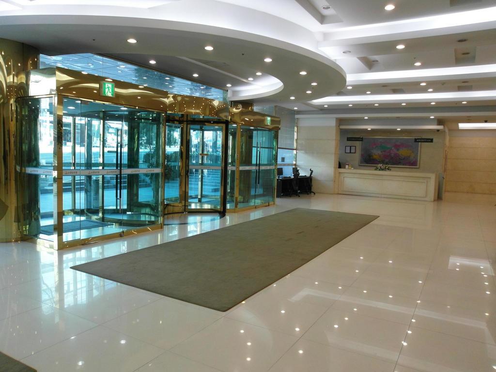 New Hilltop Hotel Seul Esterno foto