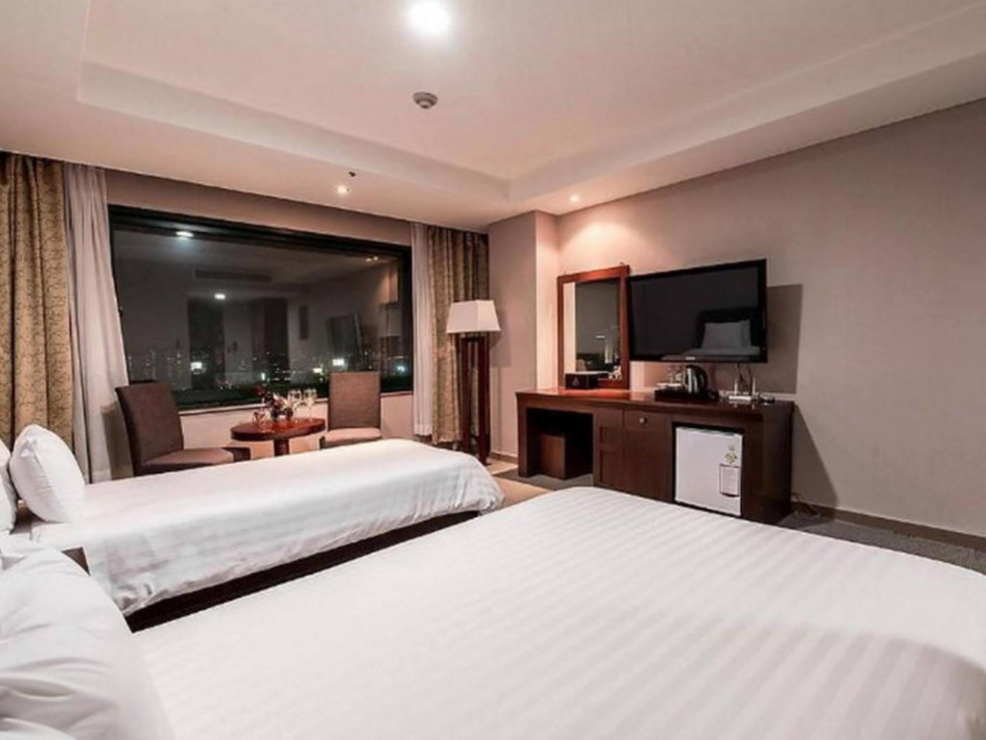 New Hilltop Hotel Seul Esterno foto